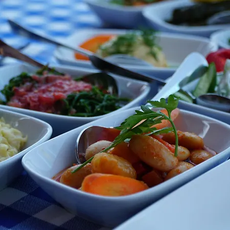 Trilyali Butik Tirilye