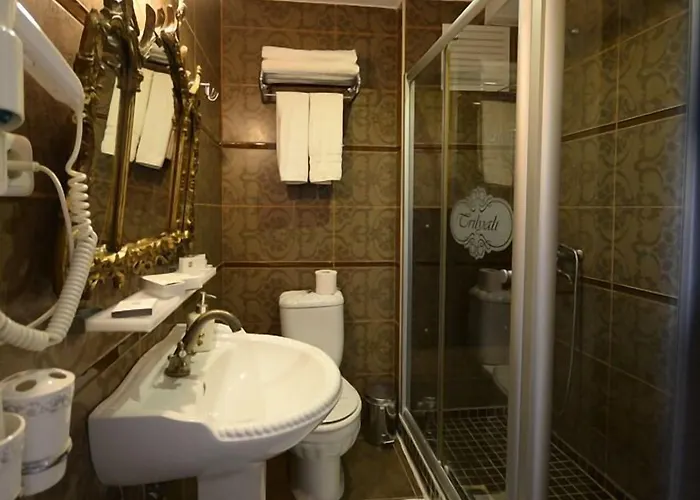 Hotel Trilyali Butik Tirilye